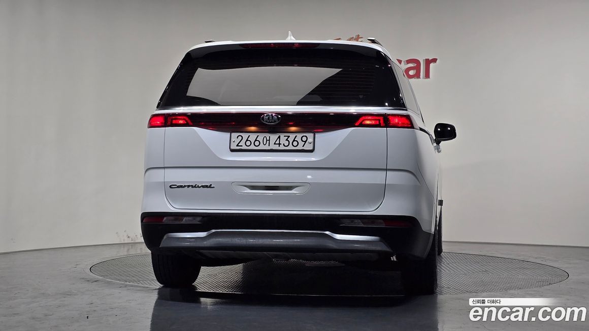 Kia Canival 2021