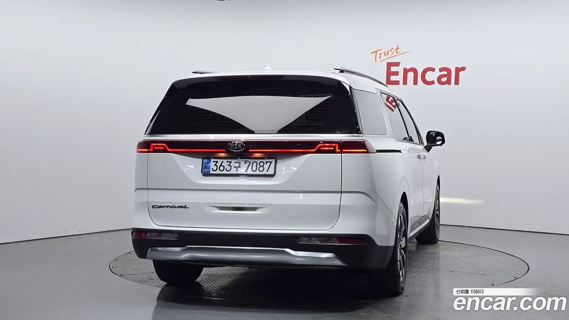 Kia Canival 2021