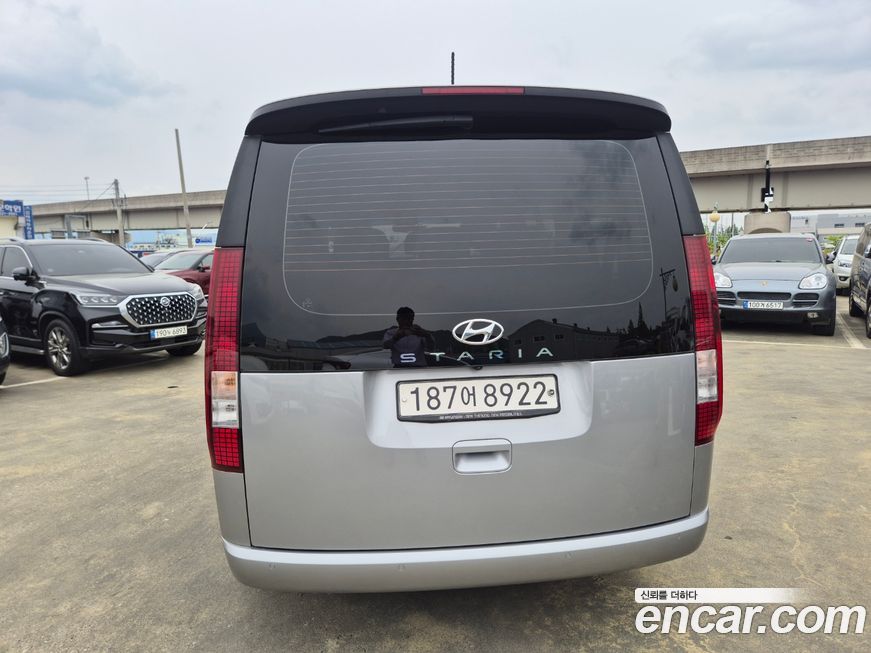Hyundai Staria 2022