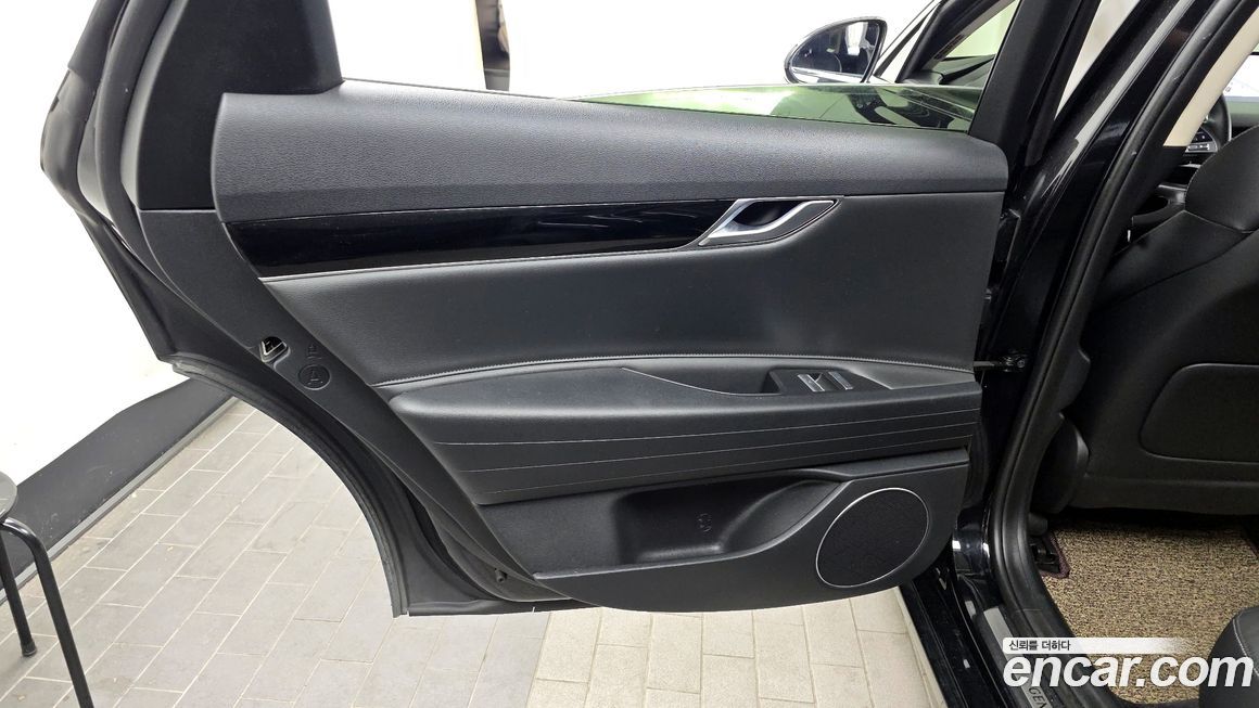 Genesis G80 2021