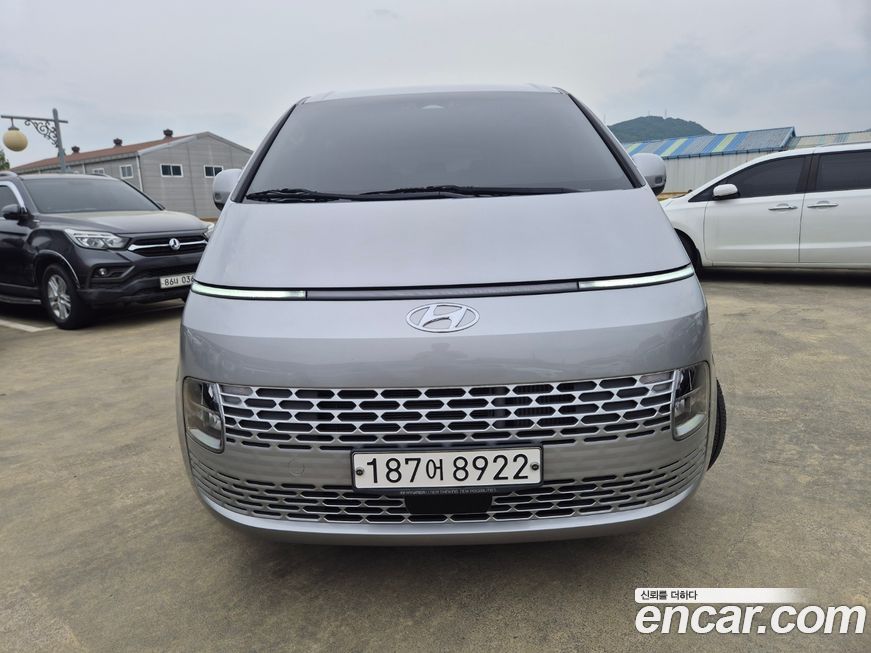 Hyundai Staria 2022