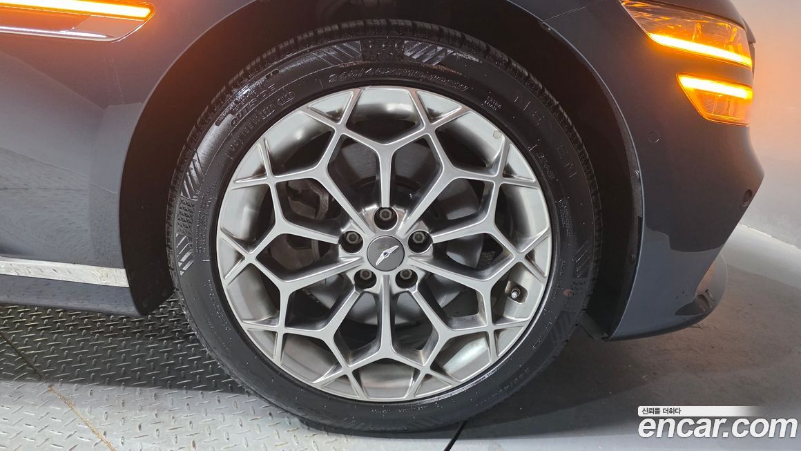 Genesis G80 2021