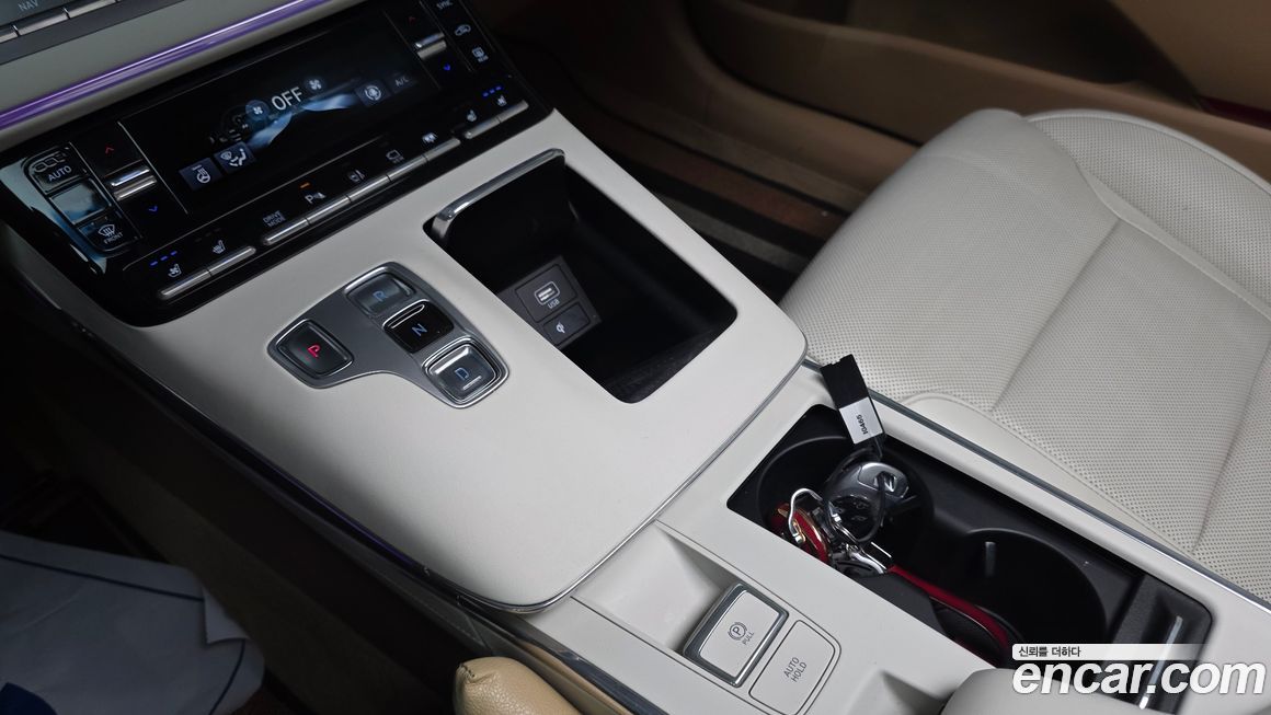 Hyundai Grandeur 2020