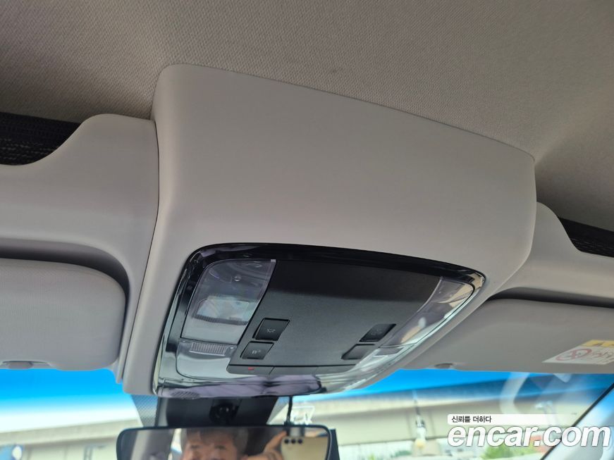 Hyundai Staria 2022