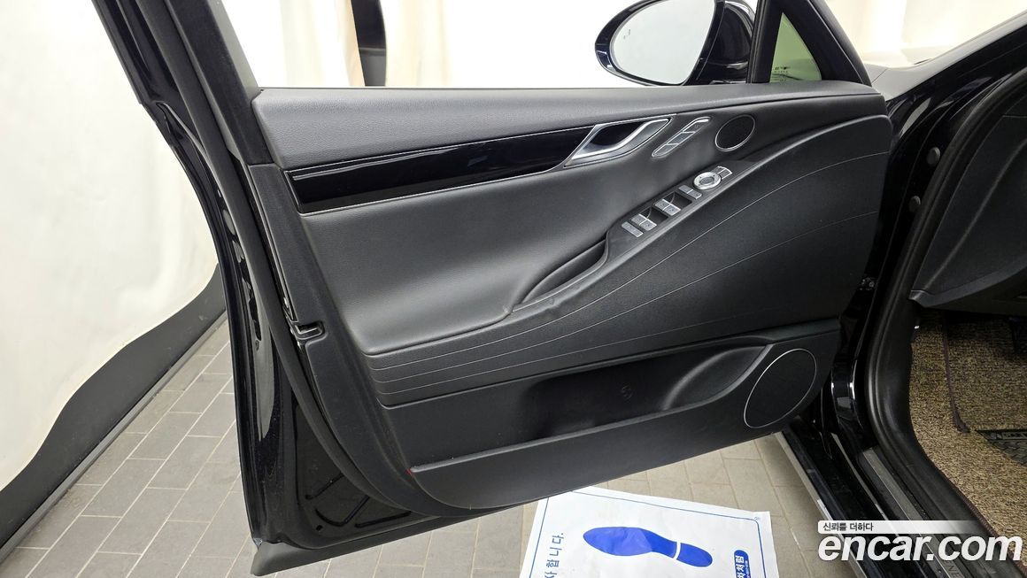 Genesis G80 2021