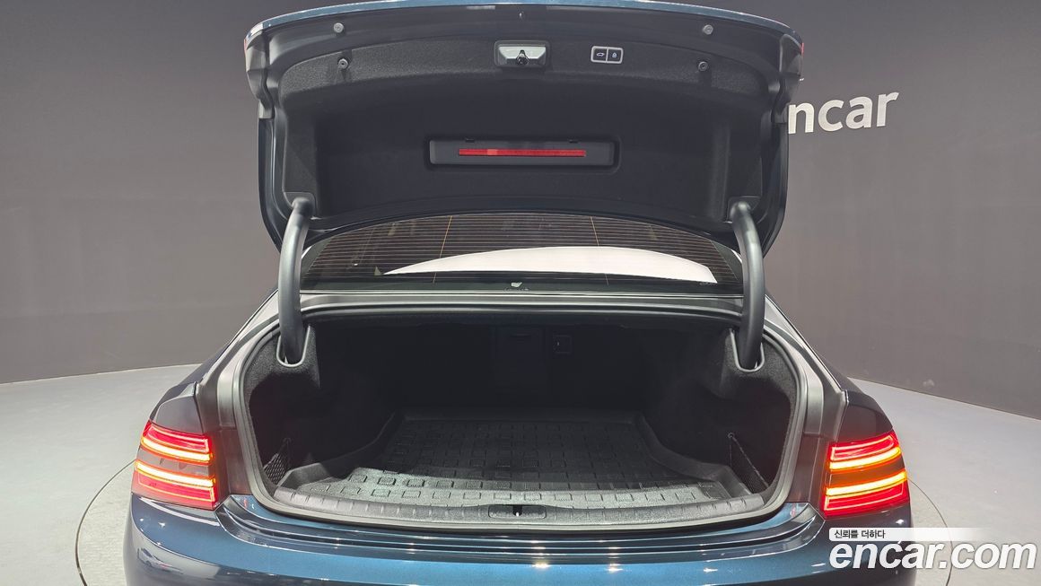 Genesis G80 2021