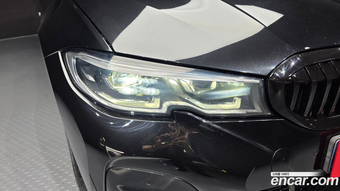 BMW 3-Series 2021