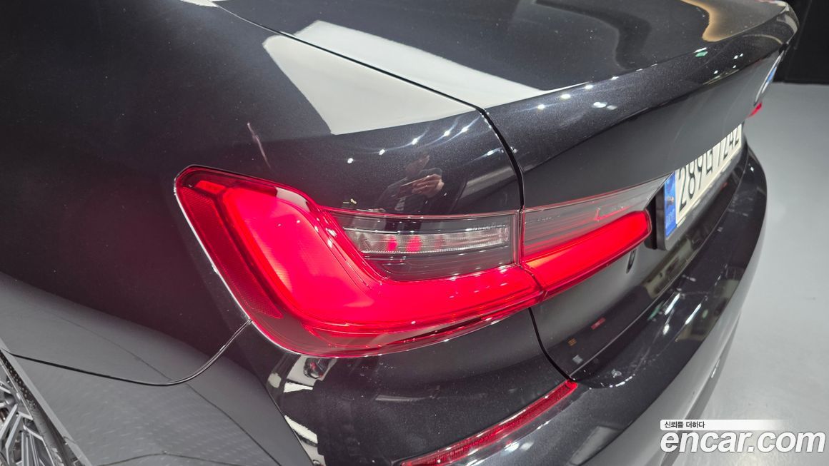 BMW 3-Series 2021