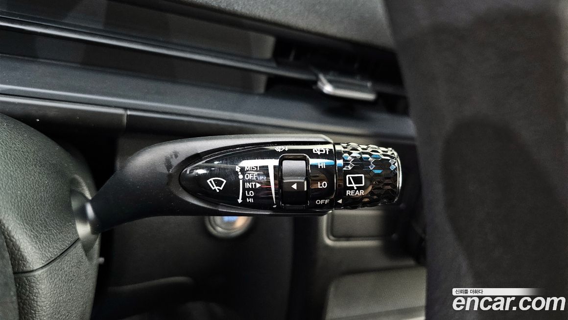 Hyundai Staria 2025