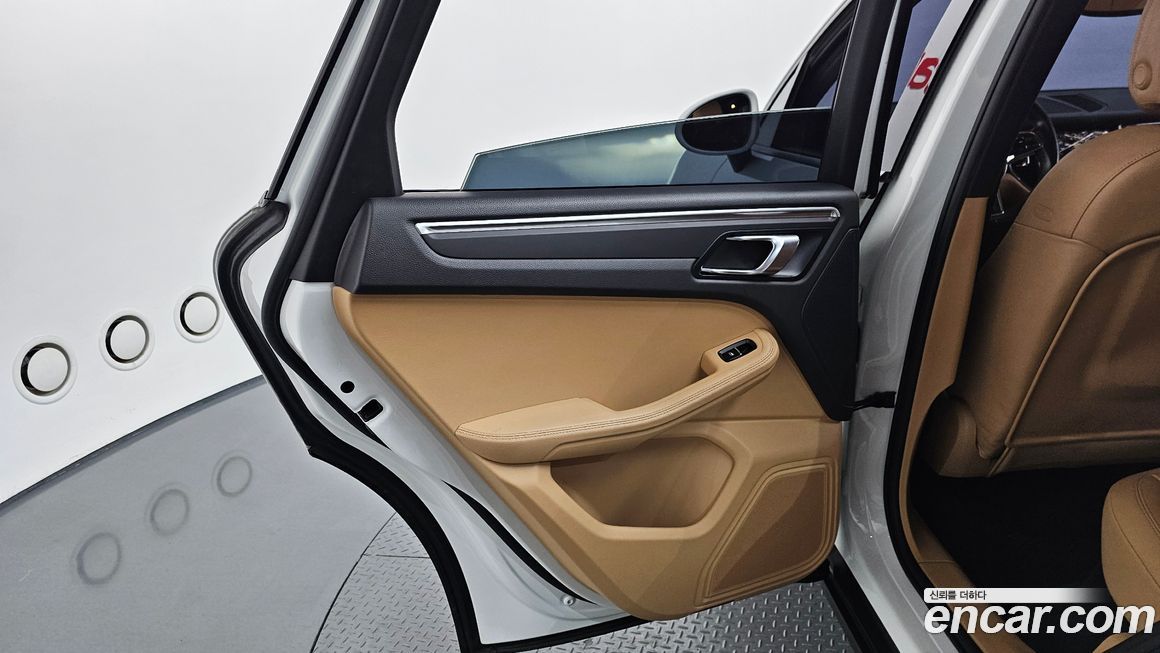 Porsche Macan 2018