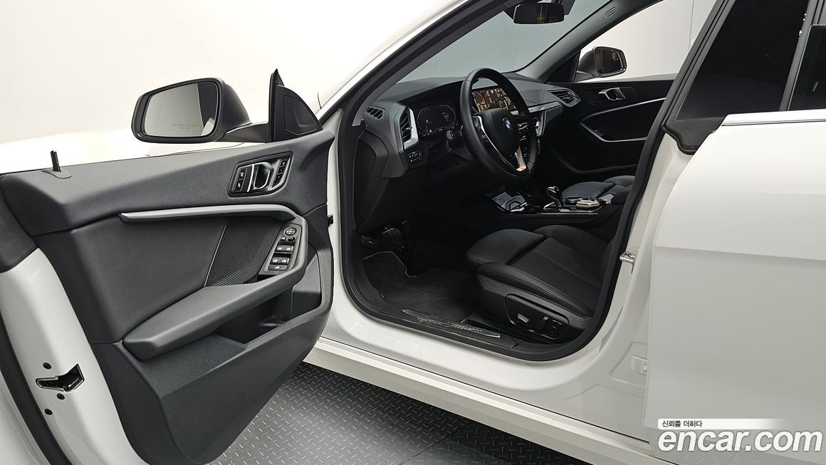 BMW 2-Series 2024