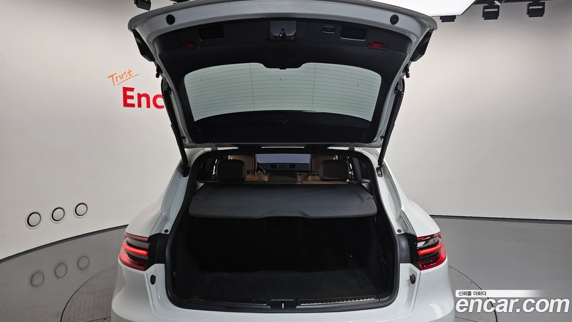 Porsche Macan 2018