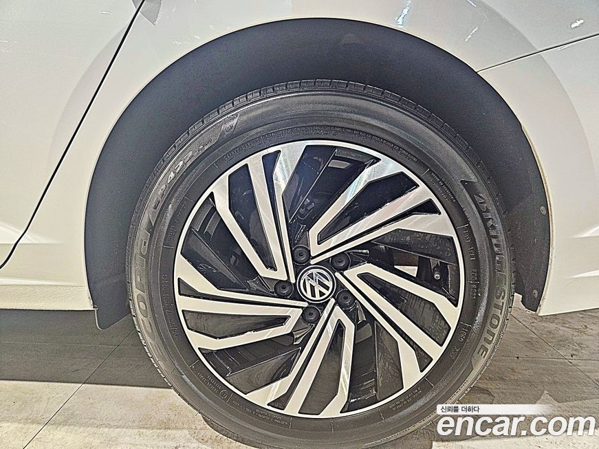 Volkswagen Jetta 2021