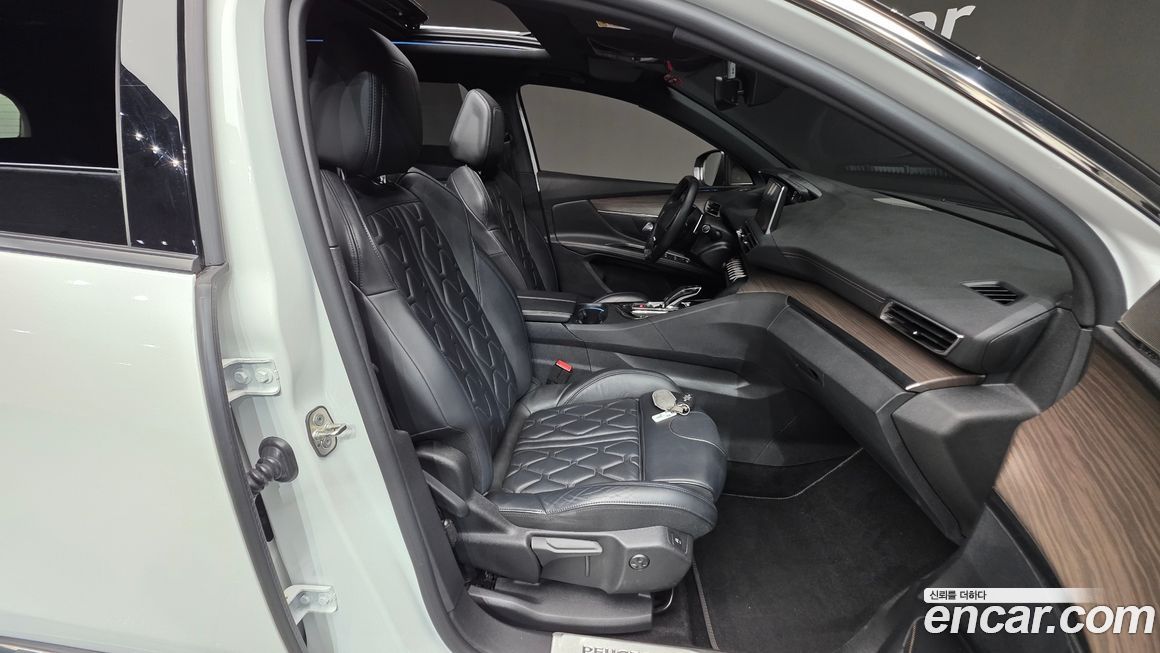 Peugeot 5008 2022