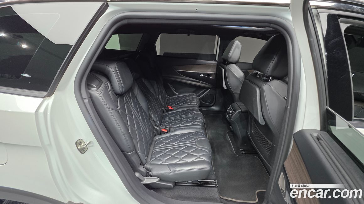 Peugeot 5008 2022