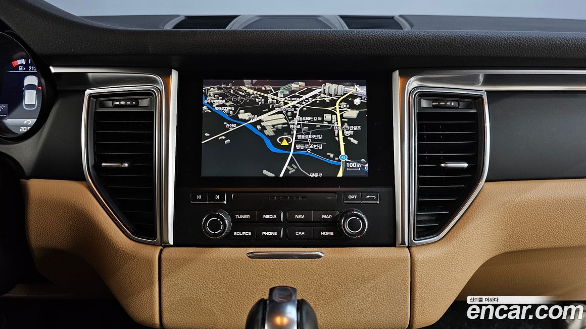 Porsche Macan 2018