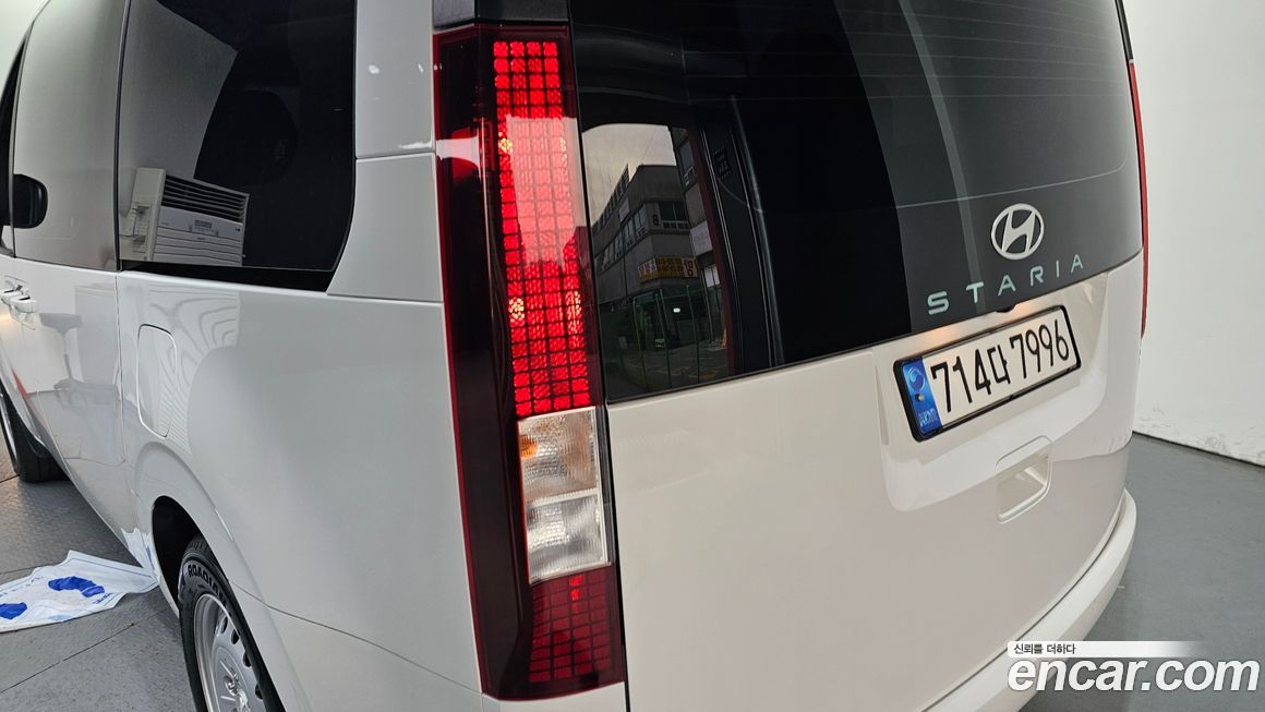 Hyundai Staria 2025