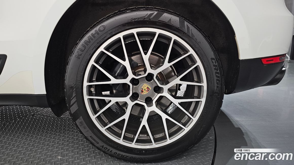 Porsche Macan 2018
