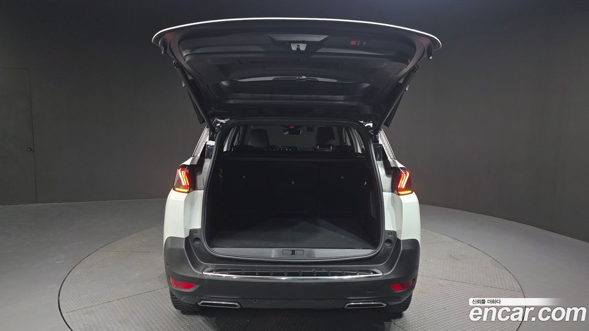 Peugeot 5008 2022