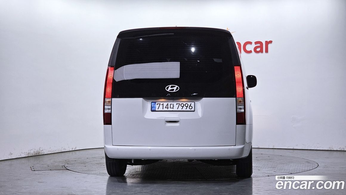 Hyundai Staria 2025