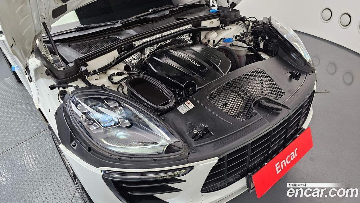 Porsche Macan 2018