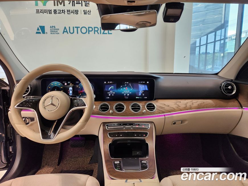 Mercedes-Benz E-Class 2021