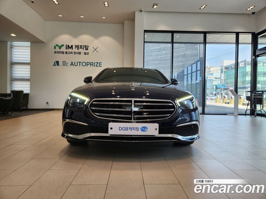 Mercedes-Benz E-Class 2021