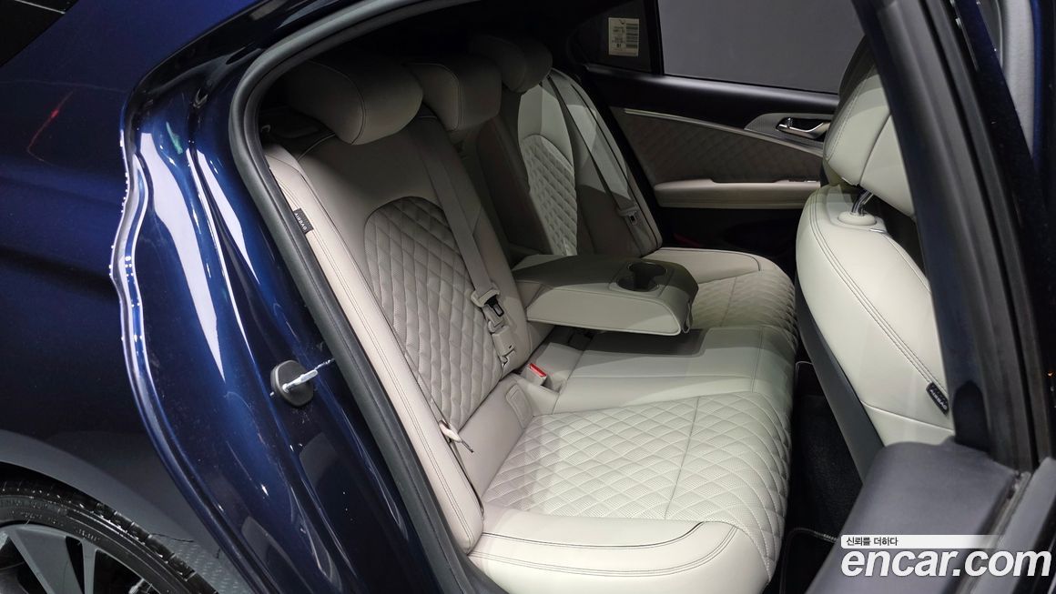 Genesis G70 2023
