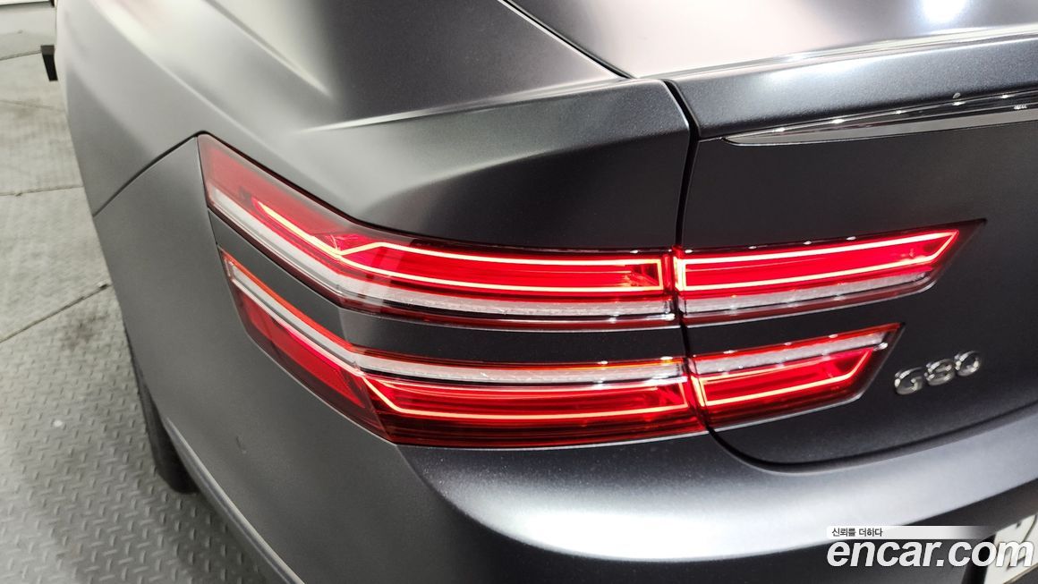 Genesis G80 2021