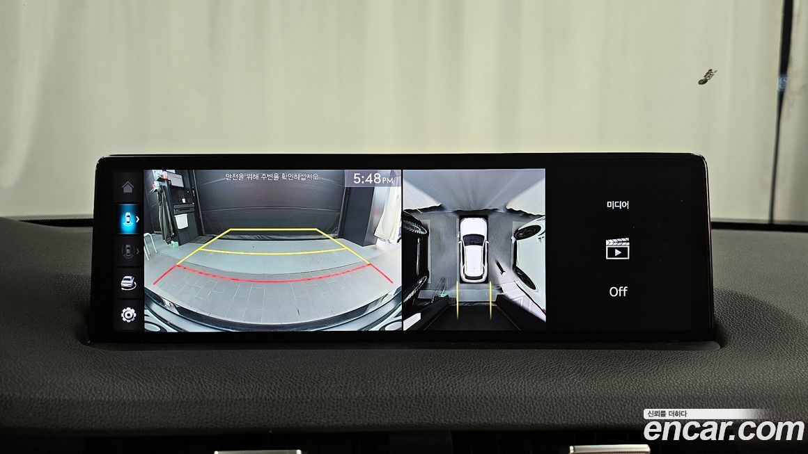 Genesis GV70 2021