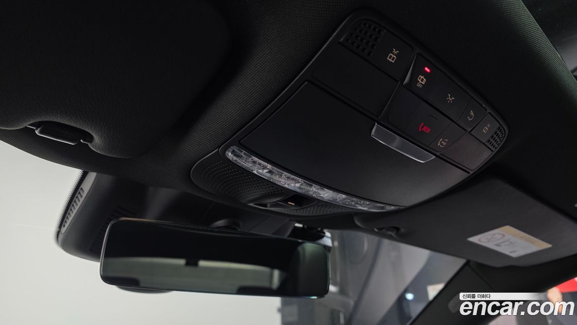 Mercedes-Benz C-Class 2023
