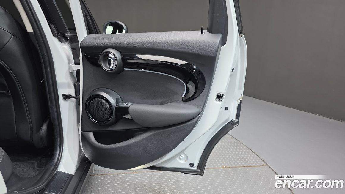 Mini Cooper 2023