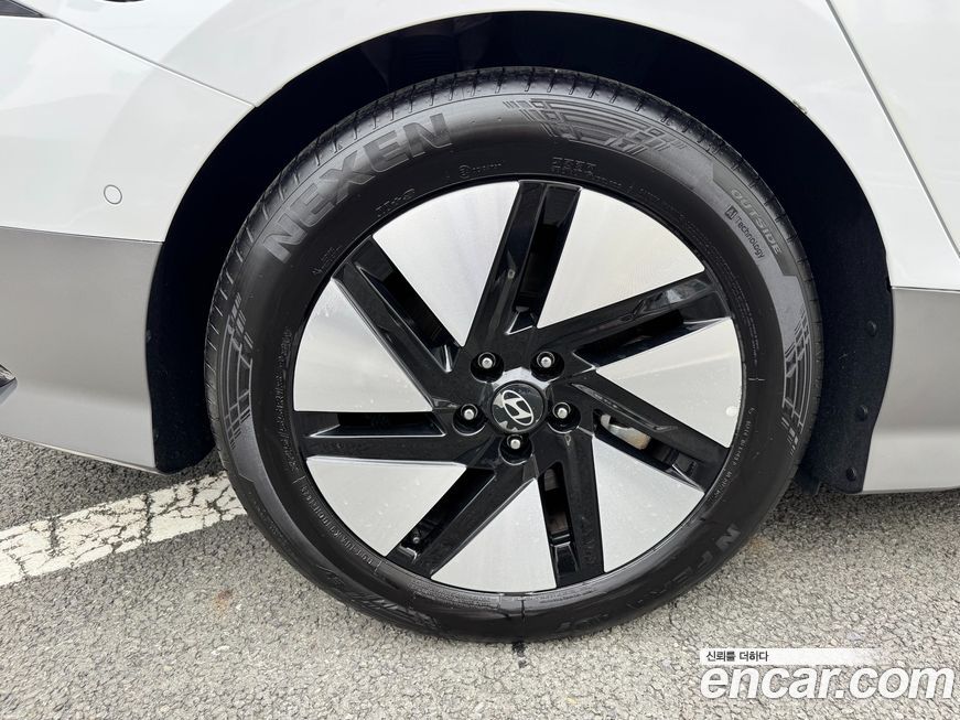 Hyundai Ioniq6 2025