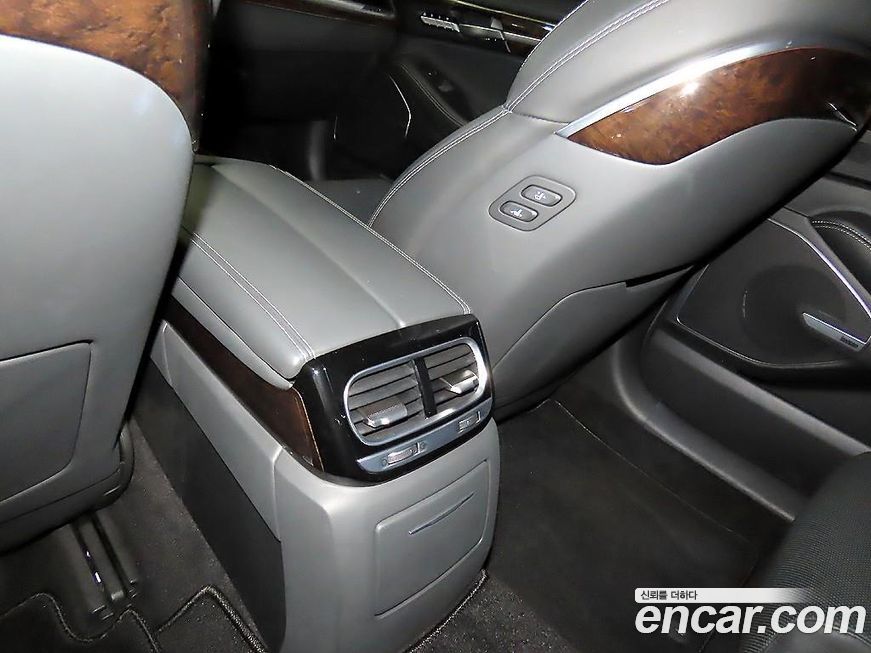 Genesis G90 2019