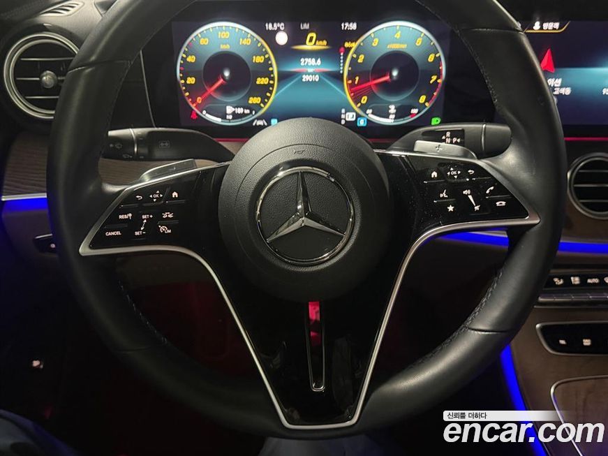 Mercedes-Benz E-Class 2022
