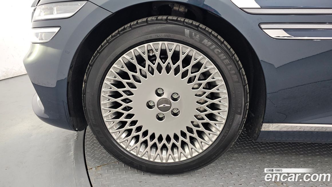 Genesis G80 2023