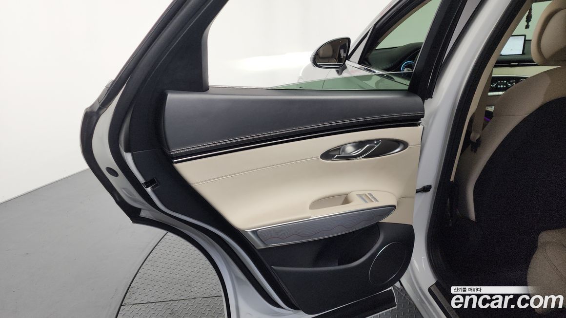 Genesis GV70 2022