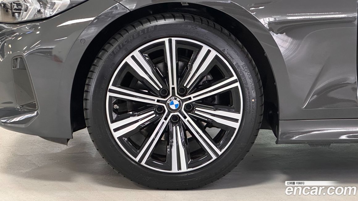 BMW 3-Series 2025
