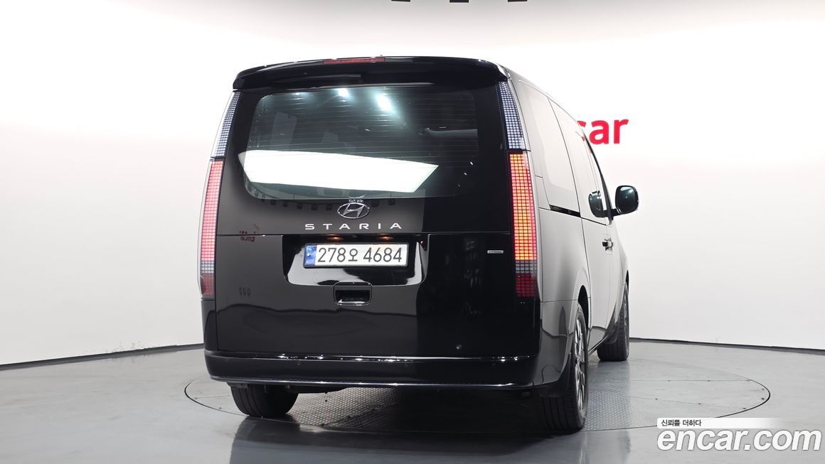 Hyundai Staria 2023