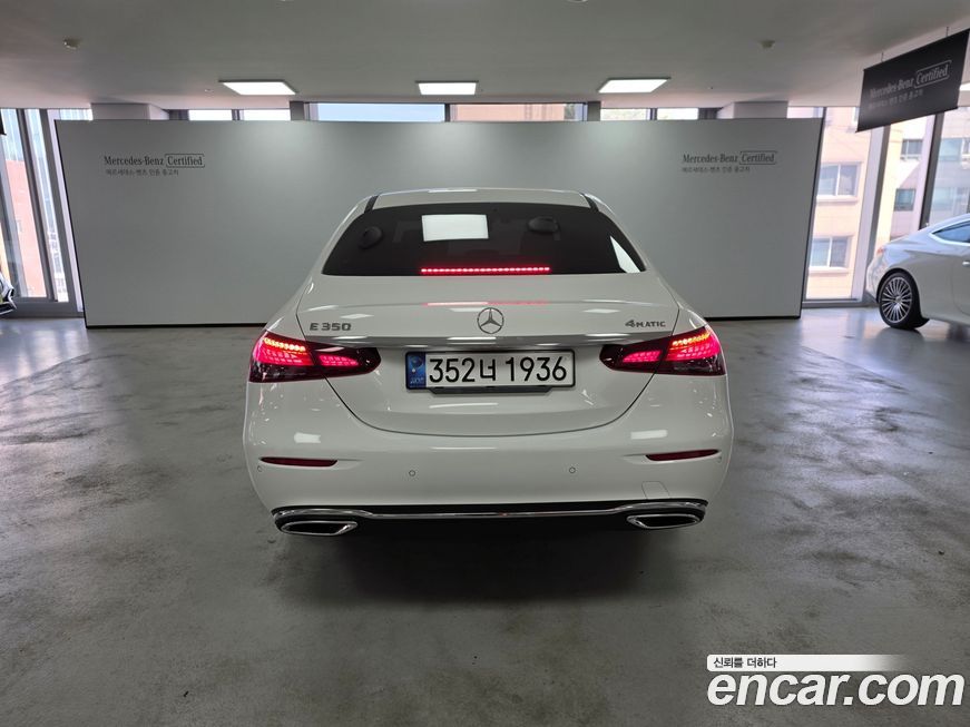 Mercedes-Benz E-Class 2022