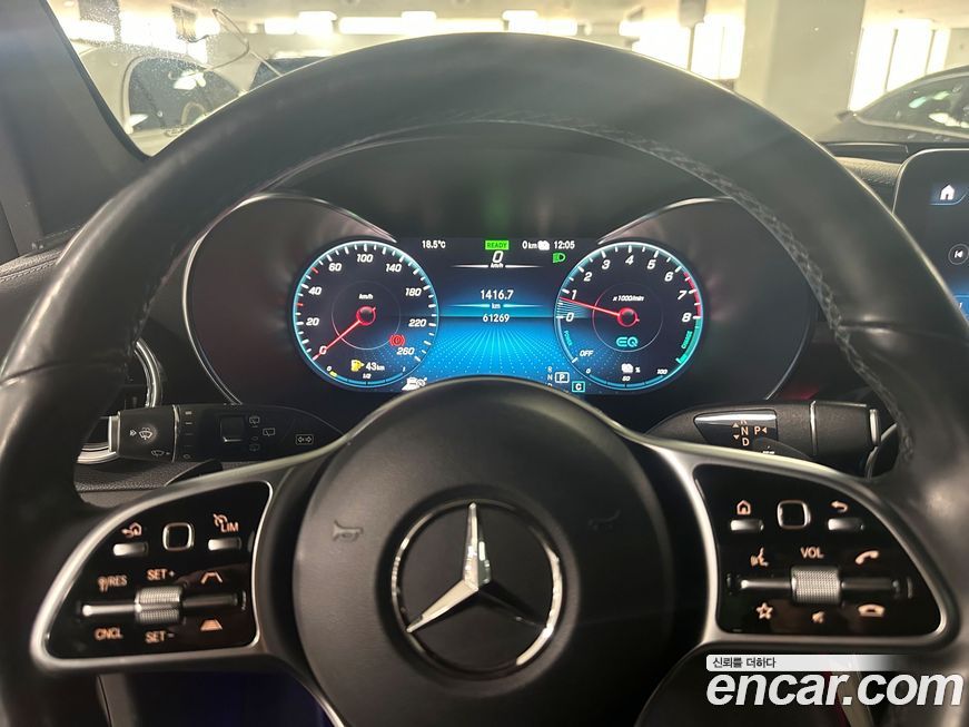 Mercedes-Benz GLC-Class 2021