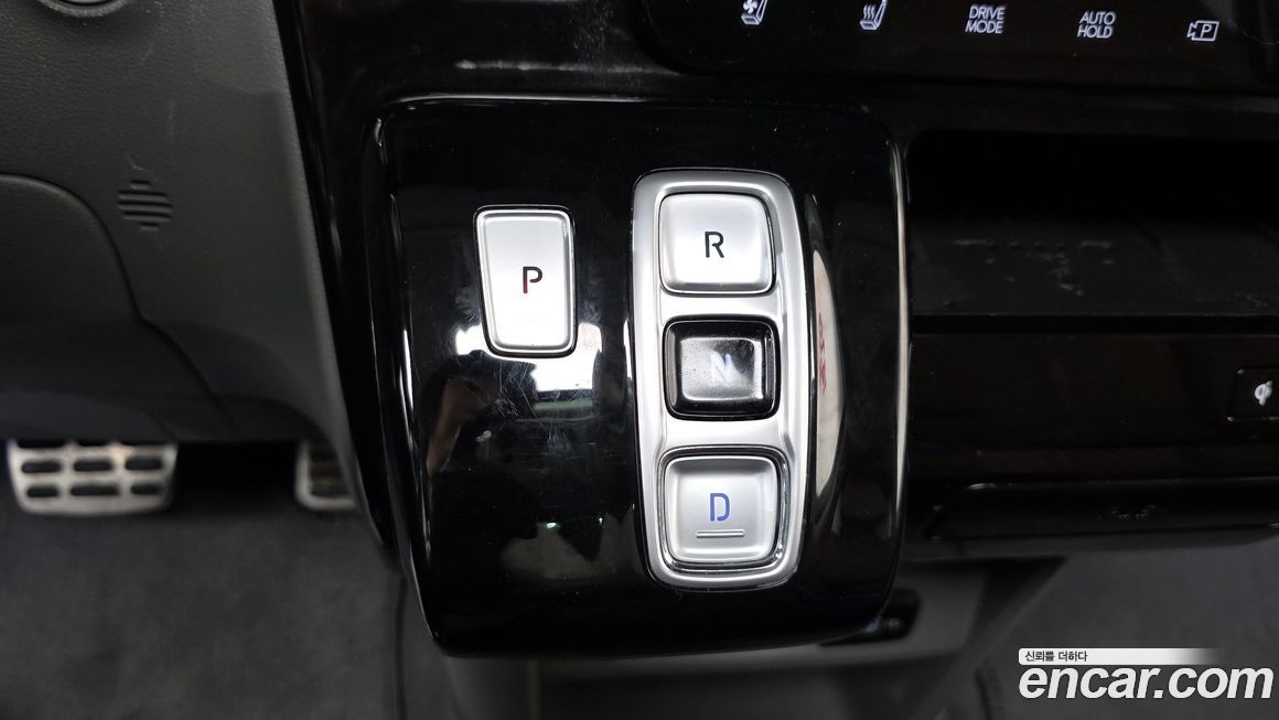 Hyundai Staria 2023