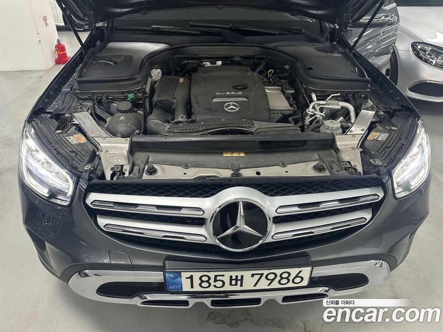 Mercedes-Benz GLC-Class 2021