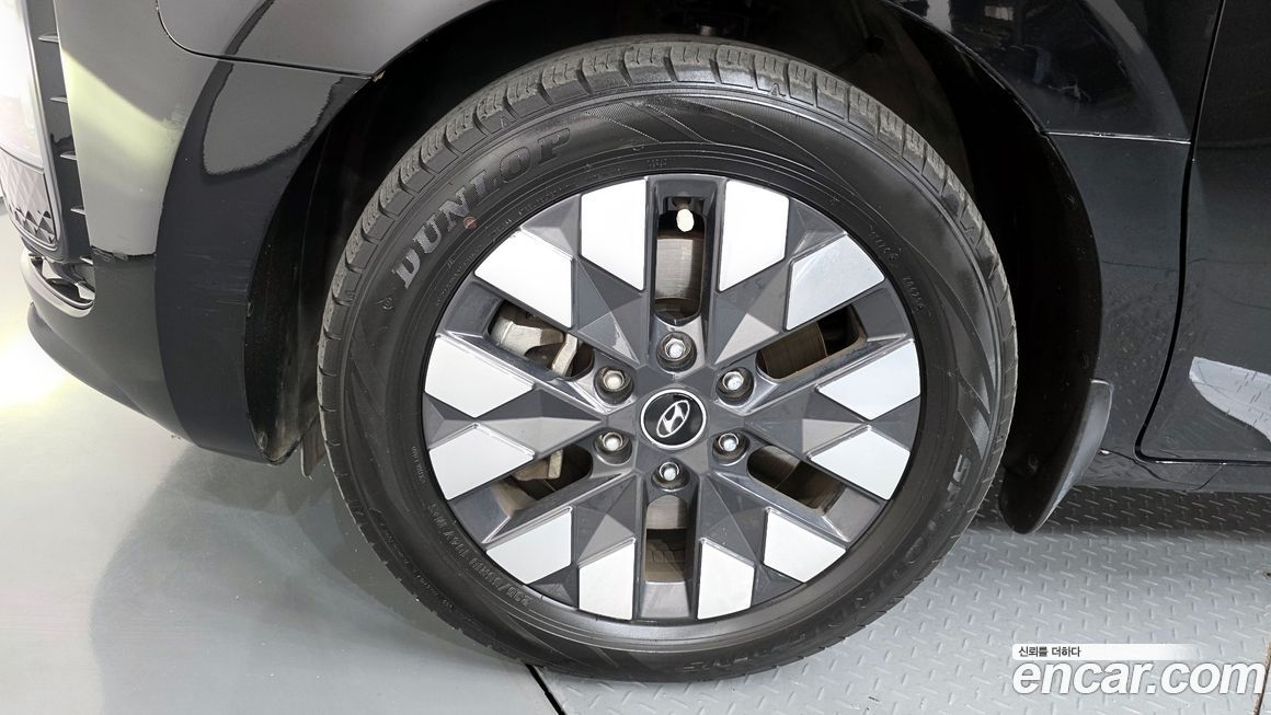 Hyundai Staria 2023