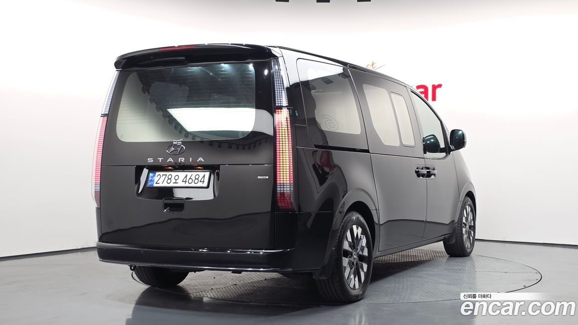 Hyundai Staria 2023