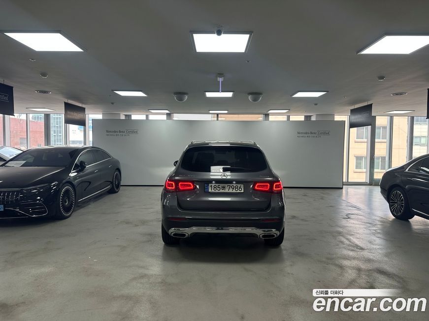 Mercedes-Benz GLC-Class 2021