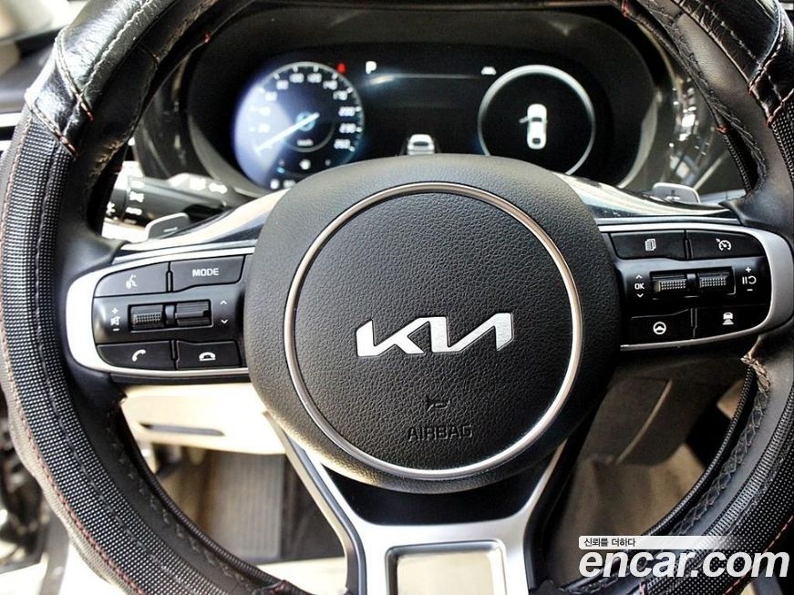 Kia K5 2023