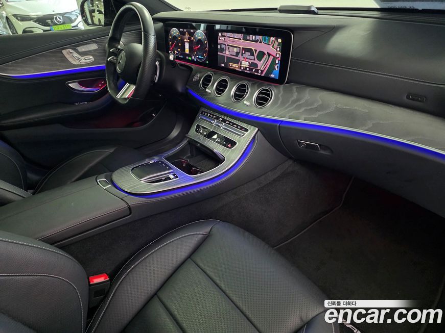 Mercedes-Benz E-Class 2022