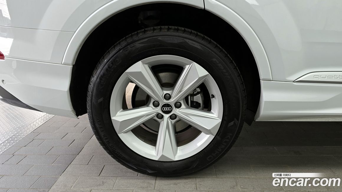 Audi Q7 2021