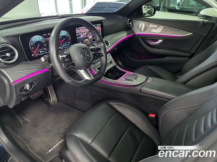 Mercedes-Benz E-Class 2022